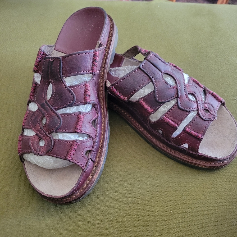 Doc Martens Sandals